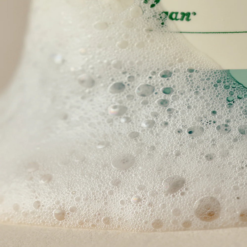 [AXIS-Y] Nettoyant gel équilibrant à la quinoa en une étape 180ml