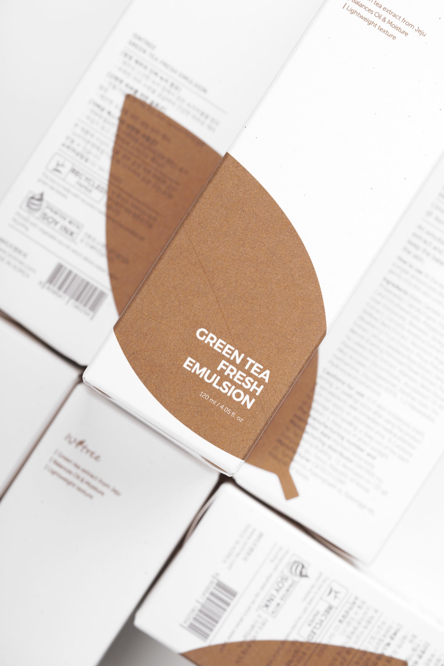 [Isntree] Émulsion Fraîche au Thé Vert 120ml