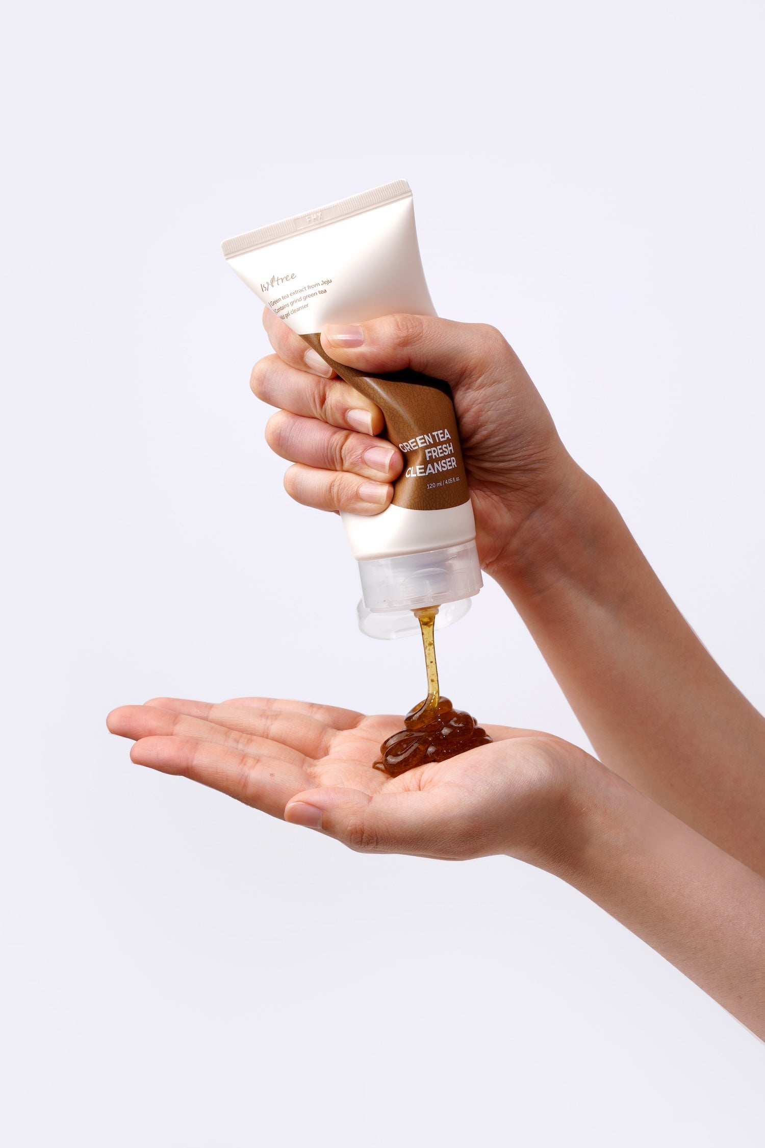 [Isntree] Nettoyant Fraîcheur au Thé Vert 120ml