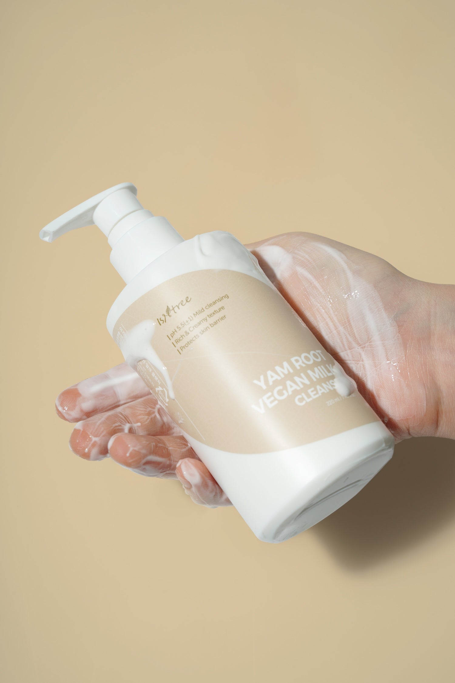 [Isntree] Lait Nettoyant Vegan à la Racine d'Igname 220ml