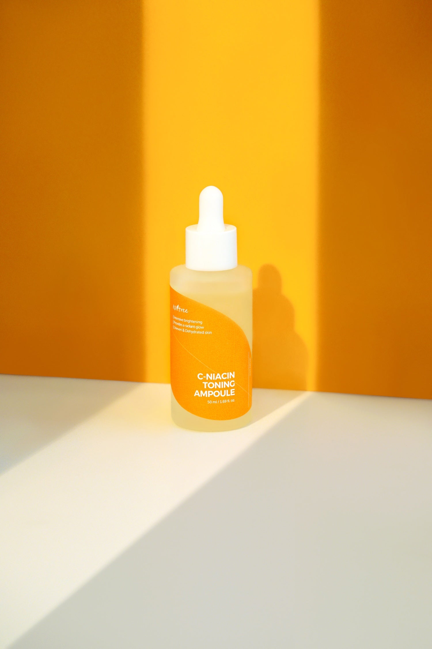 [Isntree] Ampoule Tonifiante C-Niacin 50ml